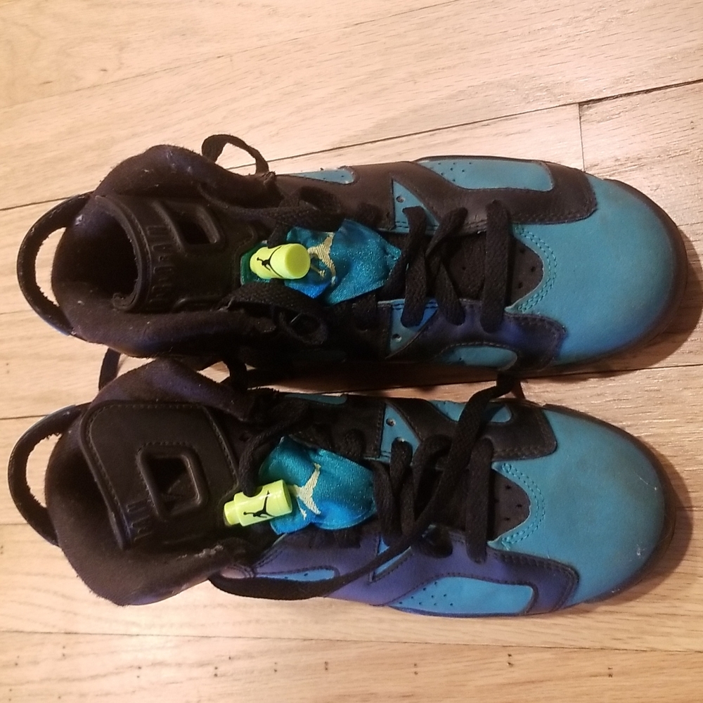 Kid jordans
